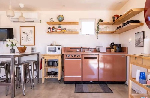 Landers House | Motel California Midcentury Desert Escape