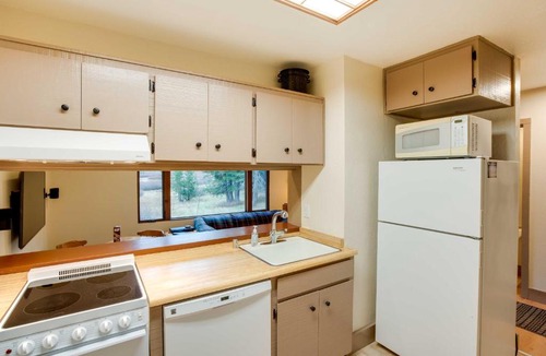 Kirkwood House | Mountain Condo w/Fireplace in Kirkwood Ski Resort