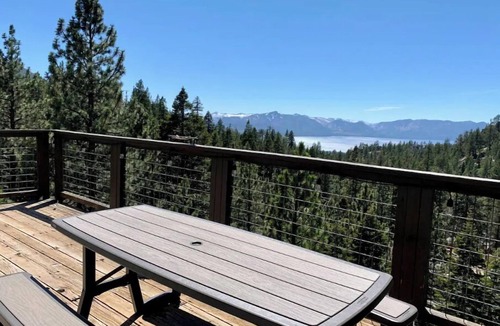 Lower Kingsbury House | *Mountain Top* PANORAMIC LAKE VIEW - Monthly