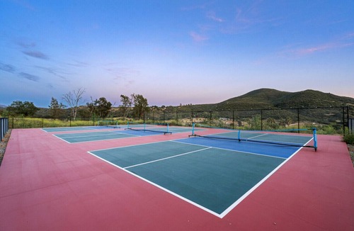 Valley Center House | Mountain View 4B/2B Home