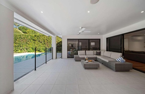 Buderim House | Mountaintop Pool Retreat - The Ideal Family Escape