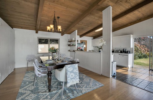 Carmel Villa | Mv45 Edge of the ocean estate Carmel by the Sea