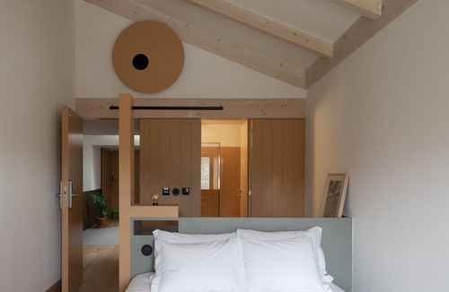Centro / Baixa House | Na Travessa Suítes