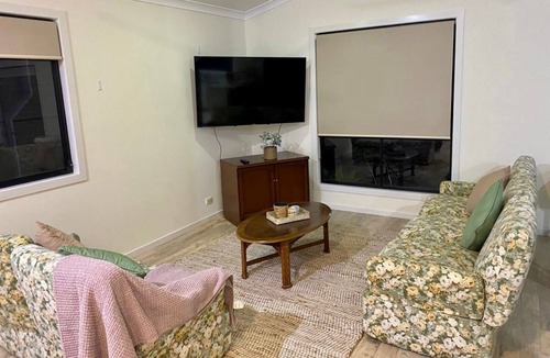 Nerang Cottage | Natural Acreage Living