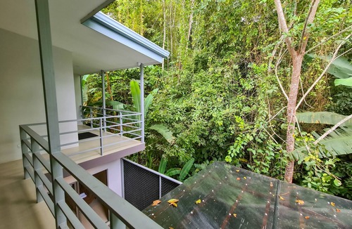 Cocles Cabin | Natural, Relax, Safe & Private 5 Min from th beach