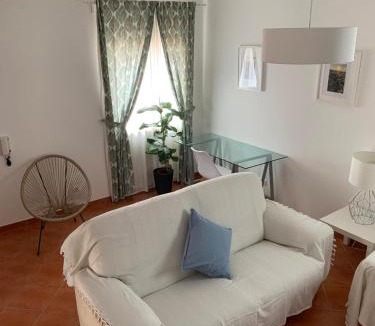 Almograve House | Nature House Almograve - Double Room with balcony and shared bathroom- Fishermen's Trail