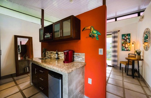 Ballena Bed & Breakfast | Nature's Edge Boutique Hotel
