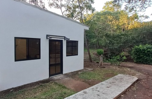 Tamarindo Apartment | Nature Sanctuary Studio #1 w/AC, Close to Tamarindo, Flamingo Beaches