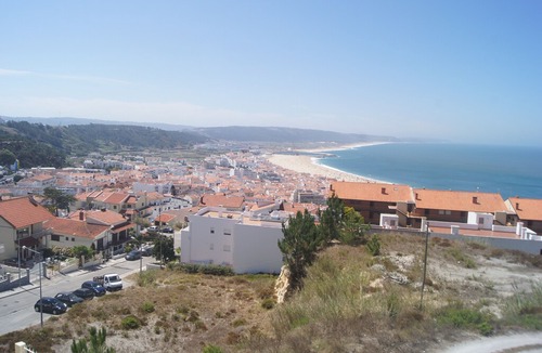 Nazare Apartment | NAZARE - Large quiet apartment with sea view
