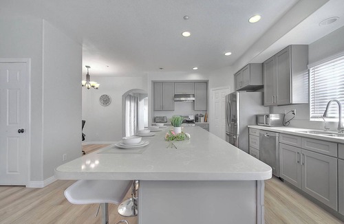San Bernardino County House | Near Ontario Airpot/Claremont/Disneyland 4BR/3.5BA