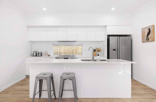 Flinders View House | NEW 4BR Modern Family Home | WiFi & Central A/C