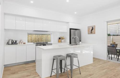 Flinders View House | NEW 4BR Modern Family Home WiFi & Central AC