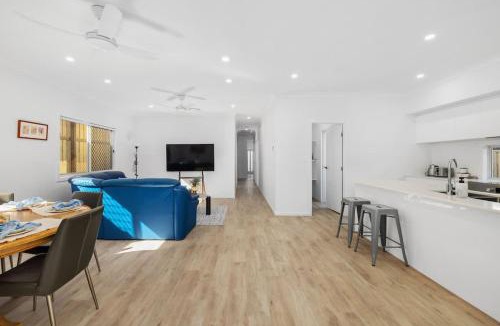 Flinders View House | NEW 4BR Modern Family Home WiFi & Central AC
