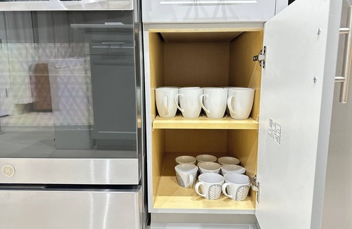 Visalia House | New! 4BR Vacation Home, Tub, BBQ, EV, close to Sequoia