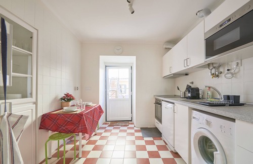 Alfama House | NEW! Amazing Terrace and Riverview in Historical Lisbon