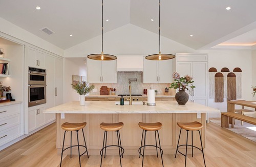 East Mesa House | NEW! Coastal Retreat - Exquisite remodel, high end finishes, hot tub, A/C, fire pit, luxury by beach