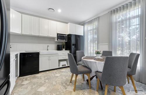 Banksia Beach House | New Haven - Morning Sunrise Suite