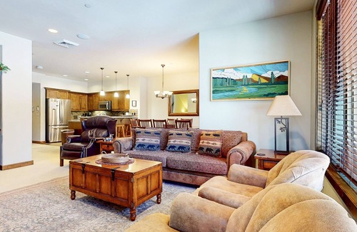 Woodwinds Condo | NEW LISTING! Woodwinds #1303 (4-Bedroom Condo) - Pets Allowed by RedAwning