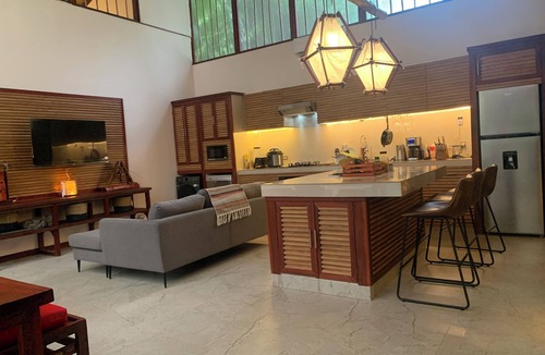 Chiguata Villa | New Pool Villa #7 - 3 Ensuite Bedrooms, 8 guests, AC,