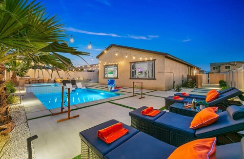 Coachella House | New Pool+Spa+Games+Large BBQ+Designer+Beautiful