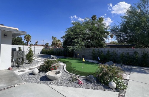 Palm Springs House | NEW! The Pink Stone Mountain Views, Saltwater Pool/Spa, Mini Golf