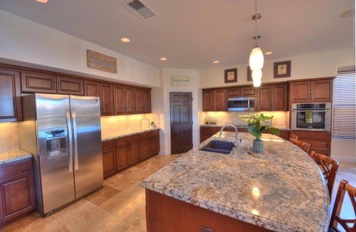 Parker Strip House | Newer Luxury Home - Just Bring Your Boat!