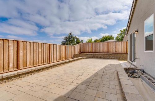 Hollister House | Newly Built Home w/Patio: 4 Mi to Dtwn Hollister