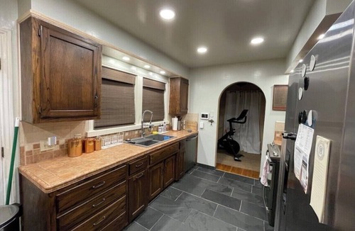 Oleander - Sunset House | Newly Listed Historic 1930’s 2 Bedroom House