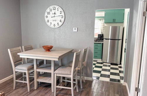 Reedley House | Newly Remodeled Guesthouse Near Parks & Downtown