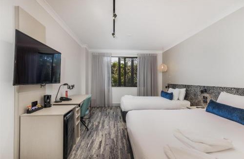 Mermaid Waters Hotel | Nightelier Mermaid Waters