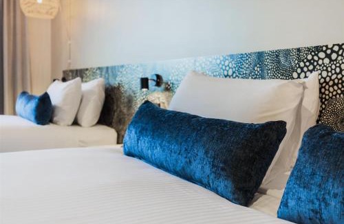 Mermaid Waters Hotel | Nightelier Mermaid Waters