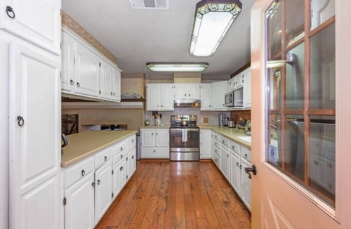 Three Rivers Cabin | No Cleaning Fee ~ Awesome Views~8Beds~Near Restaurants & Sequoia Park
