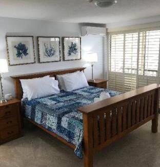 Main Beach Apartment | Norfolk Luxury Beachfront Apartments Gold Coast