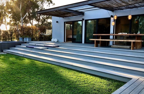 Central Malibu House | NOW SHORT TERM - Malibu Modern Garden Retreat with Private Beach