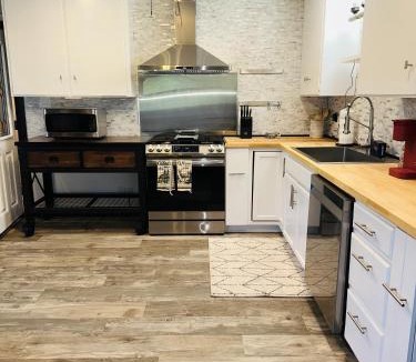 Lower Kingsbury House | NVH0650 - Woodland Escape home