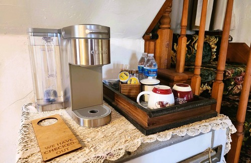 Julian Apartment | Oak Hill Inn, a cozy botique hotel only a 5min stroll to the heart of Julian!