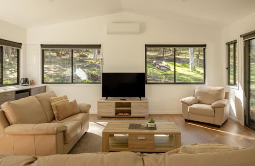 Gheerulla House | Oakey Creek Retreat