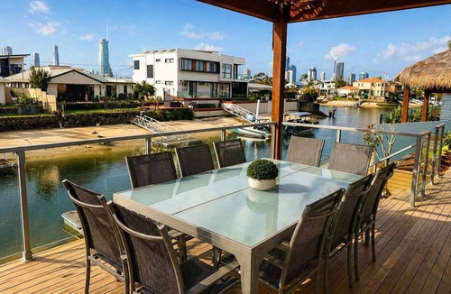 Broadbeach Waters House | Oasis by Khove
