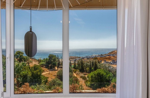Porto de Mos Apartment | Ocean Apartment by ENDLESS SUN modern comfort seaview WiFi parking rooftop pool