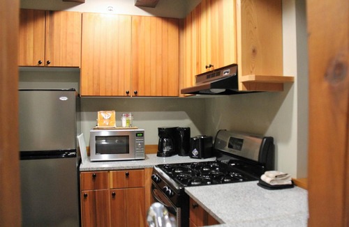 Ucluelet Apartment | Ocean's Edge