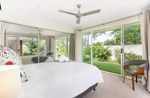 Mooloolaba House | Ocean55 Mooloolaba Holiday Home