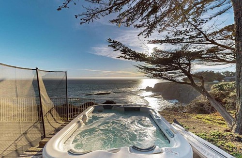 Gualala House | Oceanfront Dream Hideaway and Retreat