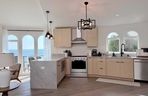 East Mesa House | Oceanfront Home on Shoreline, Walk To The Beach