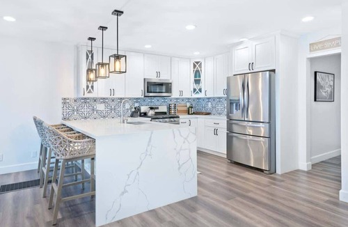 West Newport House | Oceanfront House in Newport Beach with Panoramic Views and Boardwalk Access