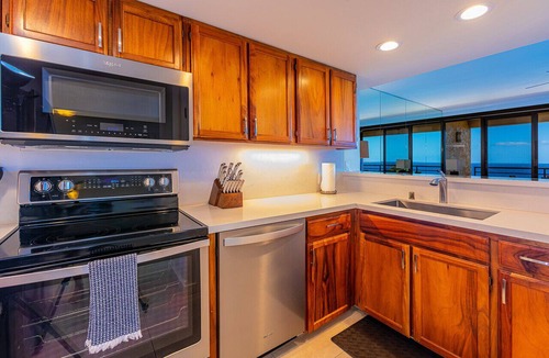 Wailea Condo | Oceanfront Maui condo w/pool, hot tub and lanai views