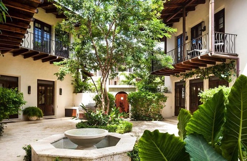 Las Catalinas Villa | Oceanfront Villa with Pool and Beach Club Access - Casa Brewer