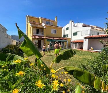 Linda-a-Velha Villa | Oceans house - Pool, Sauna, 26 Sleeps, 7m to beach