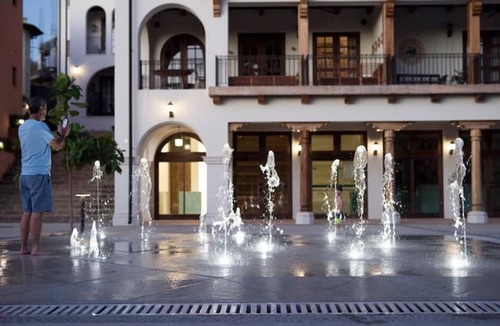 Las Catalinas Apartment | Oceanview Balcony Short Walk to the Beach & Restaurants