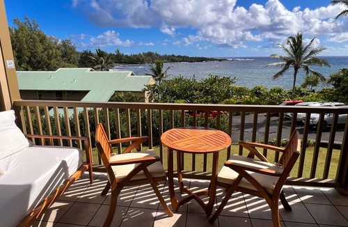 Hana Apartment | Oceanview Condo in Hana-Let the ocean lull you to sleep