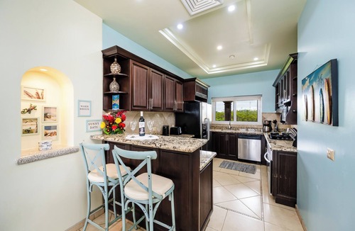 Tamarindo Apartment | ♆Oceanview in the 🎔 of town♆ Huge Pool Beach acss